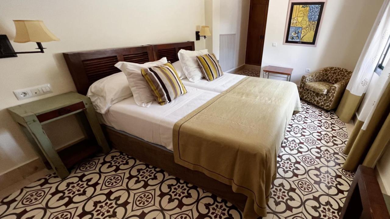 Hotel Sindhura Vejer de la Frontera Dış mekan fotoğraf